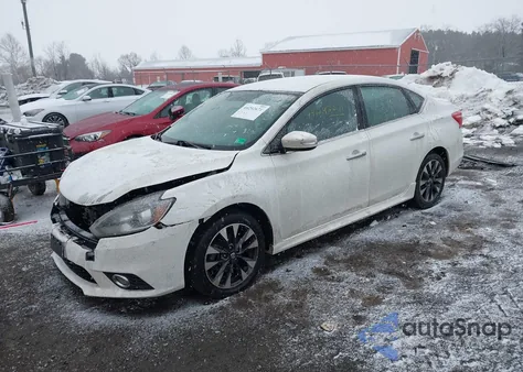 2017 Nissan Sentra Sr z USA, uszkodzony, nr VIN 3N1AB7AP0HY334441